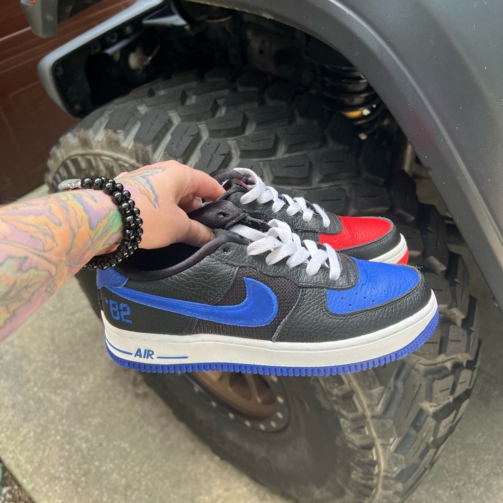 Air Force 1 size 5 Y